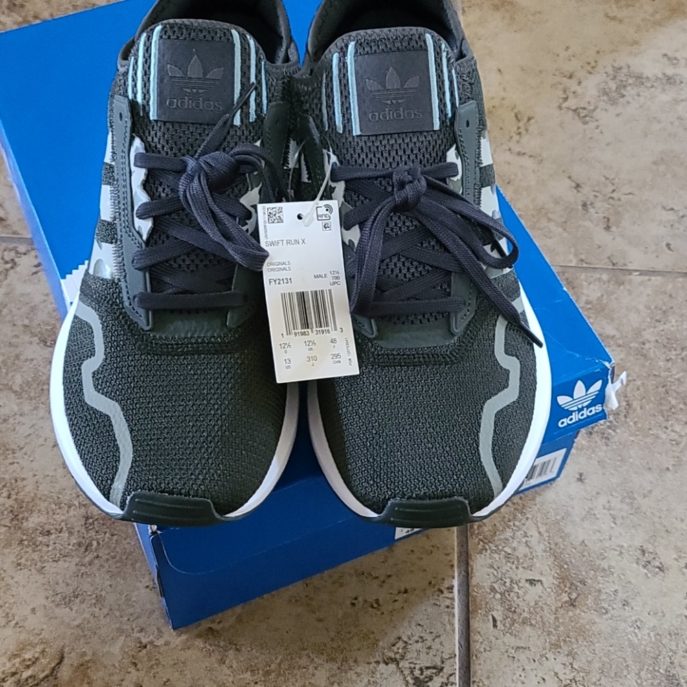 Gymshoes